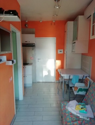 Vendesi a Lido degli Estensi, bilocale centralissimo, ristrutturato, vera occasione